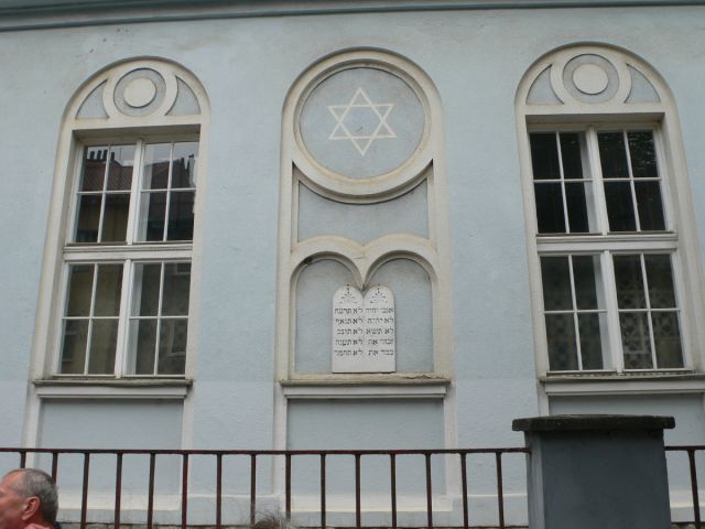 06 14 10 44 Star Synagoga1