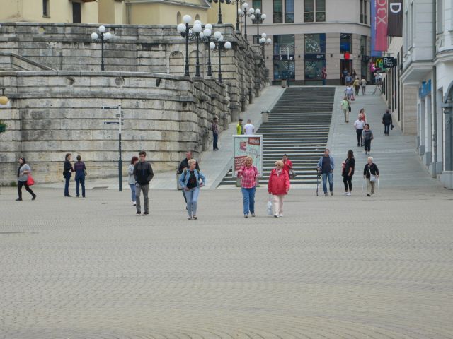 06 14 13 20 36P1210046
