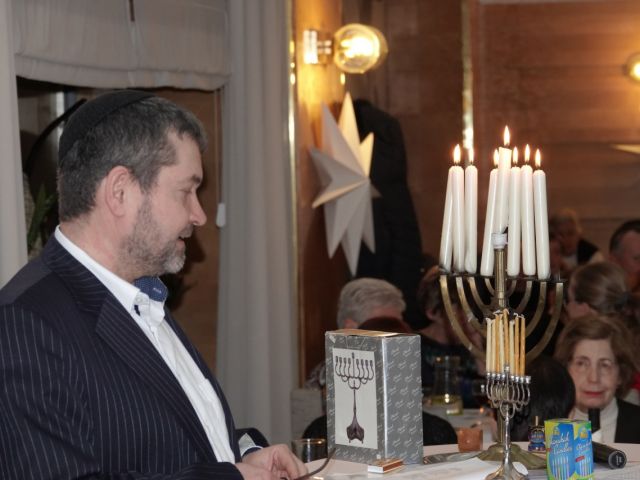 2017 12 18 Chanuka 09b